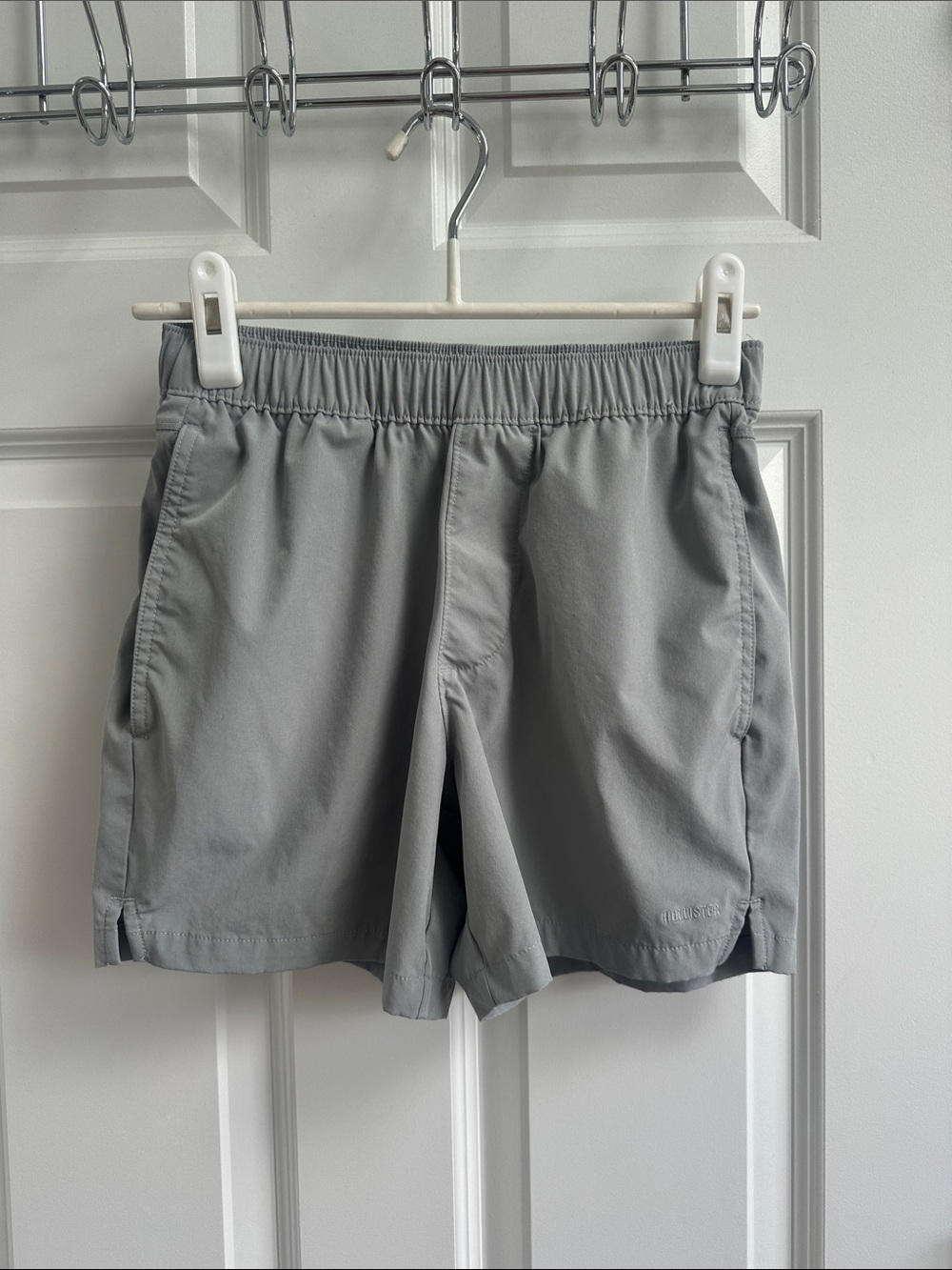 Hollister Men's Athletic Shorts in Light Gray